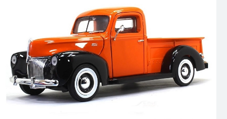 Ford Pickup 1940 1:18 Orange and Black